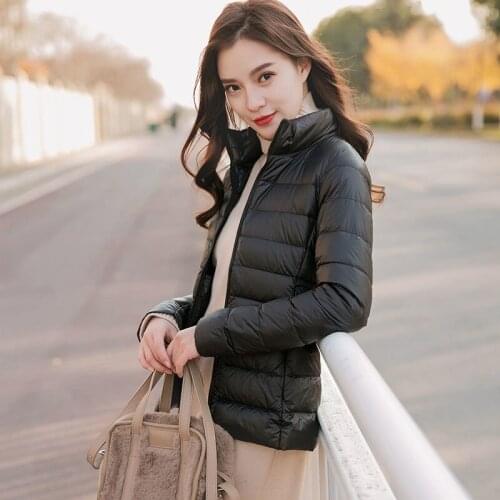 90% Ultra-light Thin Down Jacket Waterproof Windproof Warm Women Autumn Winter Slim Short Warm White Duck Down Coat Women Outerw