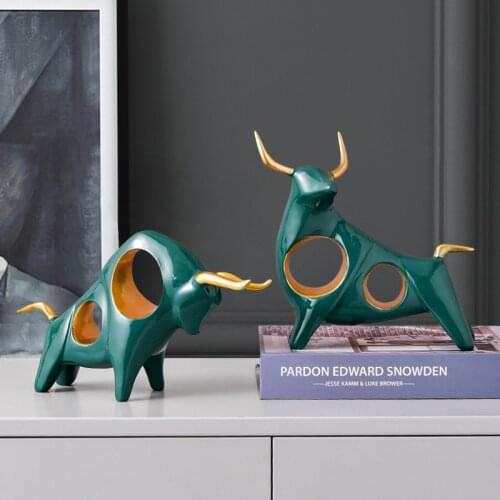 Resin Abstract Bull Statue Animal Ornaments Nordic Home Decoration Office Morden Art Cattle Figurines home decor