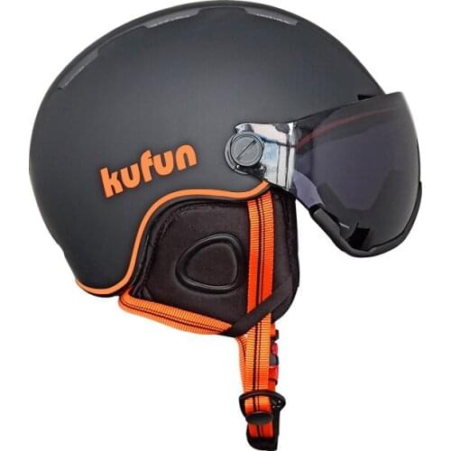 Ski helmet goggles Integrally-molded Ultra-light helmet men and women single and double board outdoor skiing equipment