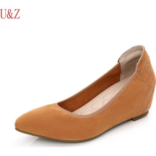 U&Z Suede Pumps