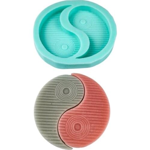 DIY Yin Yang Puzzle Coasters Resin Mold for Drinks Tai Chi Tea Mat Coaster Resin Casting Silicone Molds Craft Tool