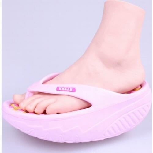 New Arrival Feet Mannequin Realistic Fleshtone Female Mannequin Foot Model For Sock Shoes Jewelry Display Adult Feet