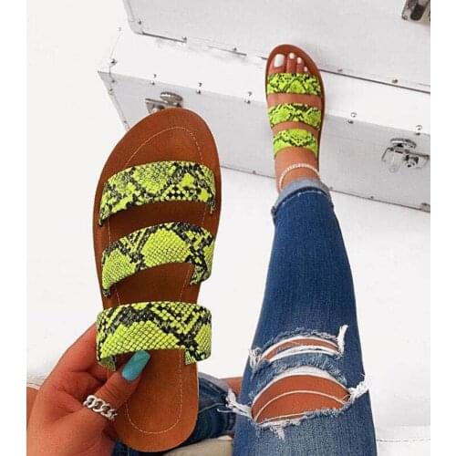 2021 hot style European and American large size sandals snake print flat slippers women shoes casual shoes
