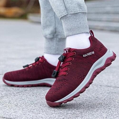 2021 Fashion Womens Lace-Up Vulcanized Leather Sport Shoes Flat Shoes Womens Solid Fashion Leisure Platform Men Runiing Shoes