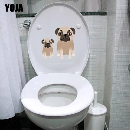 YOJA 22.1*21.3CM Family Dogs Toilet Sticker Wall Decal Living Room Home Decor Funny Cartoon T3-0662