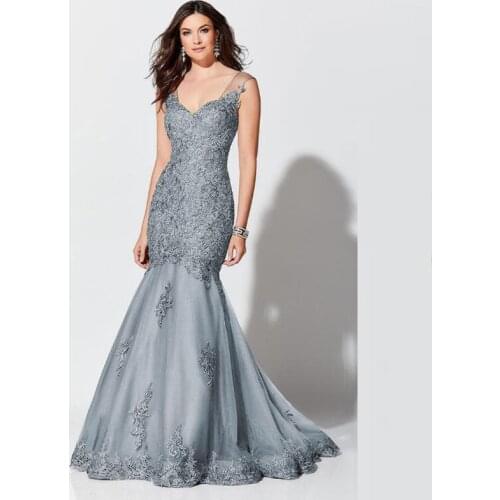 Elegant Mermaid Silver Lace Applique Plunge V Neckline Mother of the Bride Dresses Sleeveless Wedding Party Gowns Backless 2021