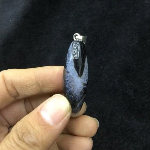 Natural agate stone pendant Rock crystal necklace