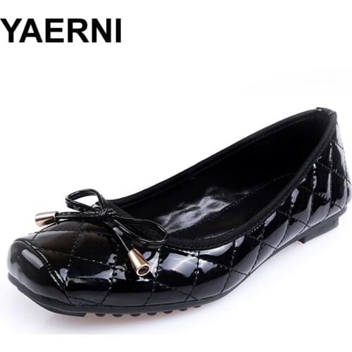 YAERNI New 2019 Fashion Brand Shoes Women Flats Soft Single Shoes High Quality Womens Flats Ladies Brand Footwear Plus Size 41