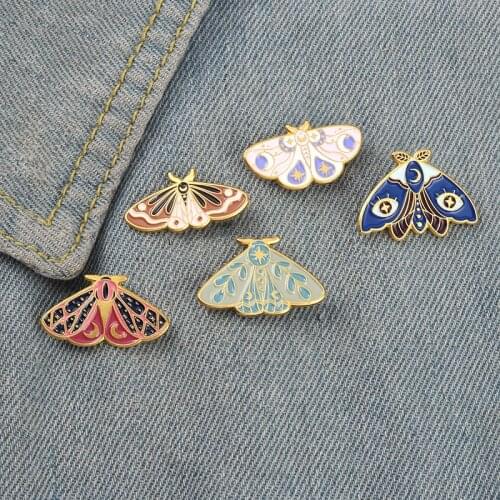 Moon Star Moth Butterfly Enamel Pins Badge Cartoon Cute Insect Brooches for Women Bag Clothes Lapel Pin Jewelry Gifts Wholesale