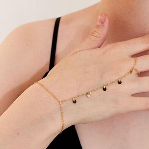 2021 Ins Gold Long Chain Round Disc Charms Hand Chain Minimalism Body Piercing Bracelets Korean Fashion Women Party Jewelry