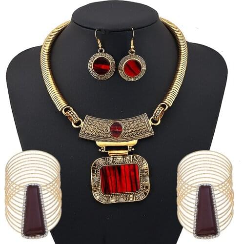 LZHLQ Metal Heart Shape Necklace Colar Vintage Bohemian Ethnic Choker Maxi Statement Necklace Women Jewelry Sets
