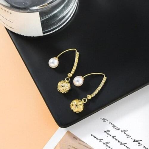 2021 New Korean Fashion Hollow Ball Pearl Earrings Sweet Simple Unusual Earrings Women Jewelry Party Accessories Birthday Gift