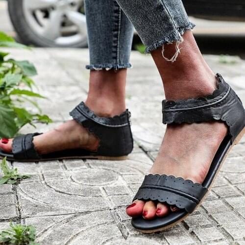 2021 New Fashion Summer Womens Sandals Fashion Peep Toe Zipper Women Shoes New Outdoor PU Leather Women Flat Beach Sandals Hot