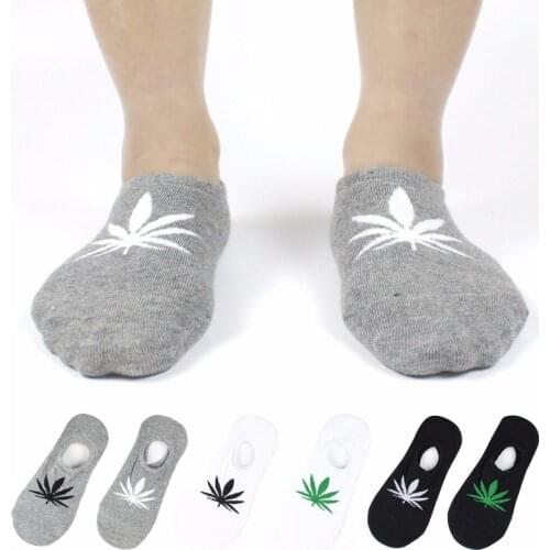 2018 Cotton Germanys Harajuku Hip Hop Maple Leaf Socks Mens Street Boat Sock for women mens socks