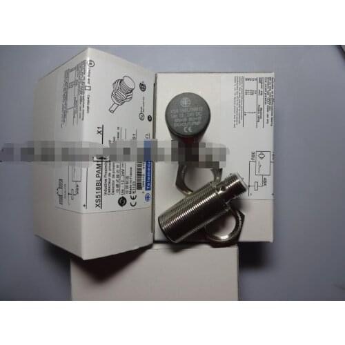 NEW Schneider XS518BLPAM12 free shipping