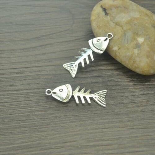 10 pcs/lot fish Antique Silver Plated Bracelets Charm Pendants Fashion Jewelry Making Findings DIY Charms Handmade D708