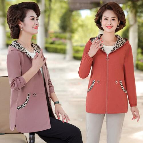 2020 Middle-Aged Women Windbreaker Spring Autumn Jacket Coat Long-Sleeved Zipper Leopard Plus Size Casual Outerwear & Coats