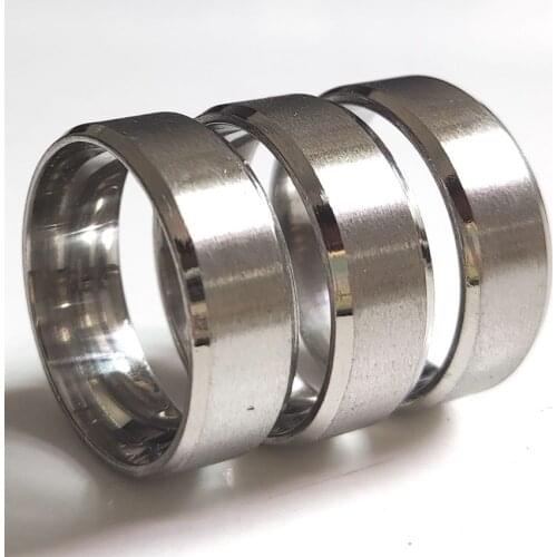 50pcs Men Women Quality SILVER Classic Band Wedding Rings Comfort-fit 316L Stainless Steel Rings Man Jewelry Gift Favor