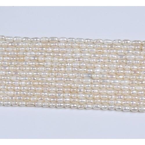 Natural 4-4.5mm Real Freshwater Rice Shape Pearl Wholesale Loose Pearl Strand