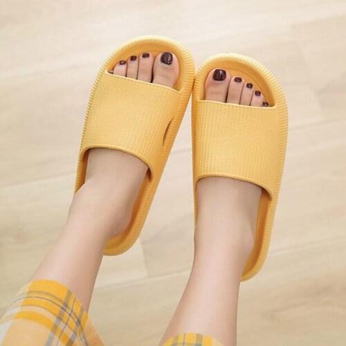 Thick Sole Famale Bathroom Slippers Indoor Slides Non-slip Men Ladies Boys Girls Summer Platform Soft Women Shoes Flip Flops