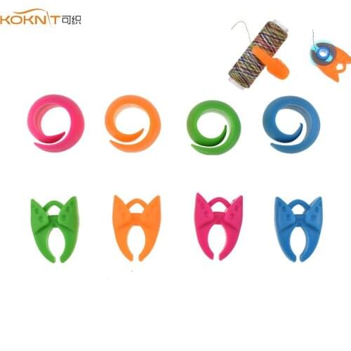 KOKNIT 4pcs Thread Spool Huggers Bobbin Holder Clamp Clips Keeping Bobbin Thread Tails Under Control No Loose Ends Random Color