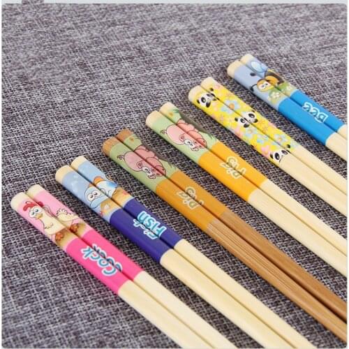 2 pairs of cute cartoon natural children bamboo chopsticks baby training chopsticks Japanese chopsticks tableware portable