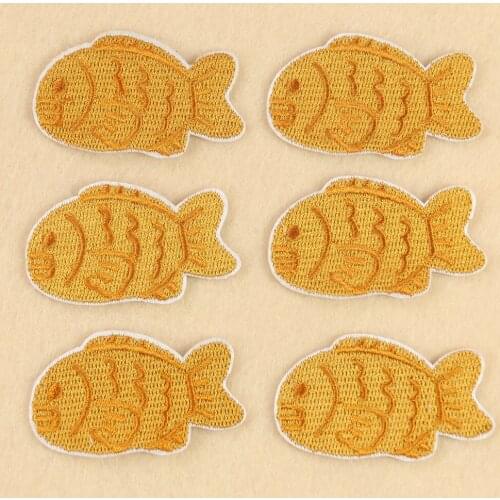 5PCS Animals Carp Embroidered Patches Iron on Patches for Clothing Sticker Badge Fabric DIY Appliques Decorations for Clothes