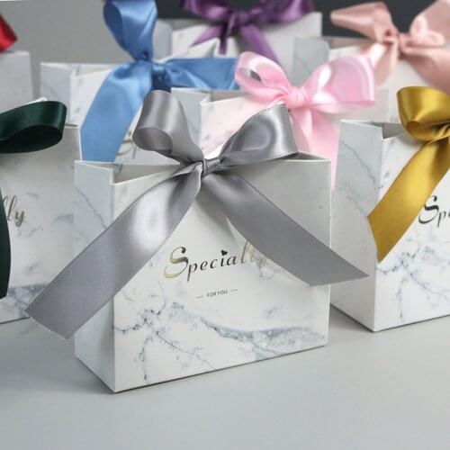 AVEBIEN 2021 New White Marble Wedding Birthday Party Candy Box Color Ribbon Gift Packaging Box boite a gateaux gifts for guests