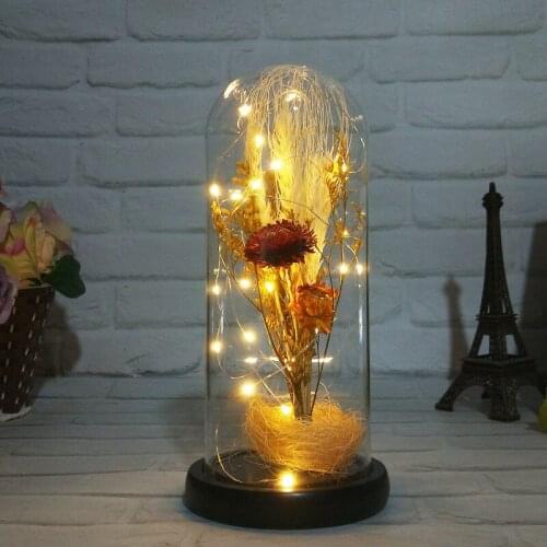 Dried flowers, bouquets, glass covers, led lights, wheat straw chrysanthemums and decorative ornaments for Valentines Day gifts