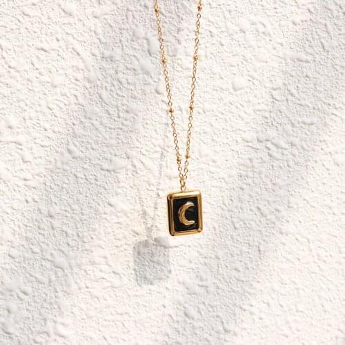 Vintage Square Pendant Black Baroque Moon Crescent Clavicle Necklace Femme Stainless Steel 18 k Plated Chain Collar Necklace