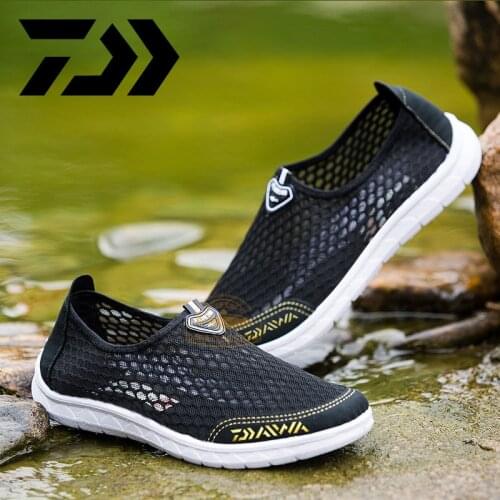 2021 DAIWA Fishing Shoes Mens New Summer Lightweight Breathable Sneakers Outdoor Non-slip Fishing Shoes Size 39-44