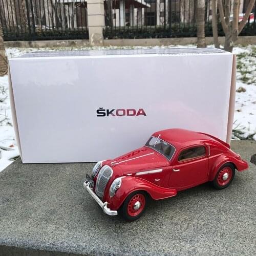Iscale1: 18popular montecarlos Kodak coupe limited edition alloy die casting car model childrens adult gift Arts and Crafts