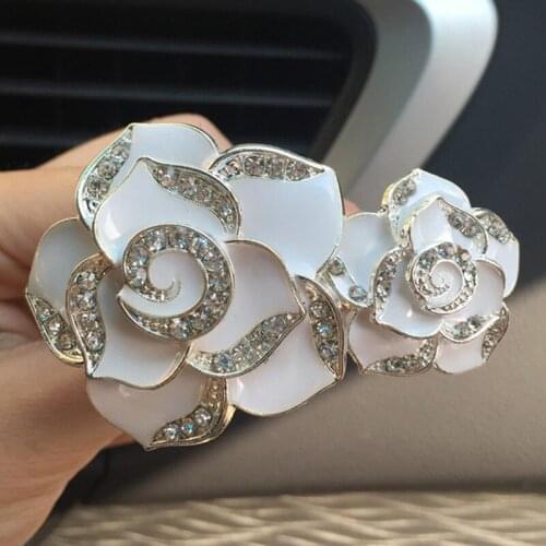 1 Pair Rhinestone Camellia Flower Car Freshener New Air Conditioner Clip Parfum Voiture Car Inndoor Air Freshener Auto Geur