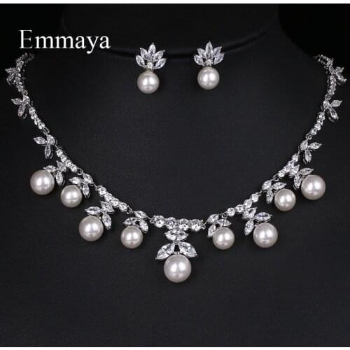 Emmaya Light Luxury Jewelry Set For Women&Girls White Color Earring And Necklace AAA Zirconia And Pearl Noble Dress-up in Party