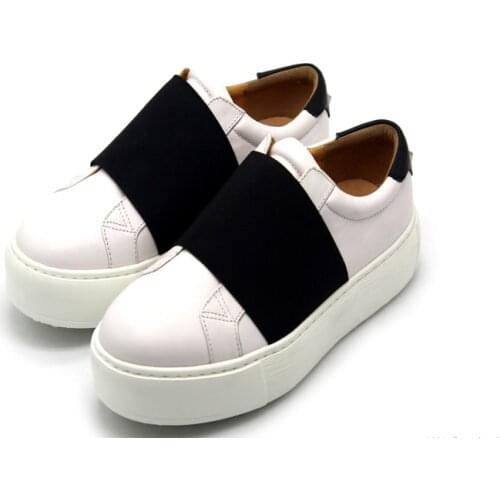 New casual shoes leather slip on shoes for men loafers elastic band men shoes board shoes