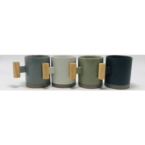 High Quality Customized Retro Japanese & Korean Style Ceramic Coffee Mug Cup with Wood Handle