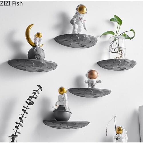 European Resin Astronaut Wall Hanging Childrens Room Bedroom Wall Decoration Creative Store Studio Wall Pendant Home Decoration