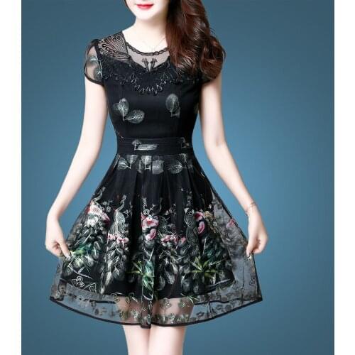 Fashion Temperament Floral Summer Women Slim Embroidered Mesh Cocktail Dresses Sukienki Hollow out Lace Elegant Black 9850
