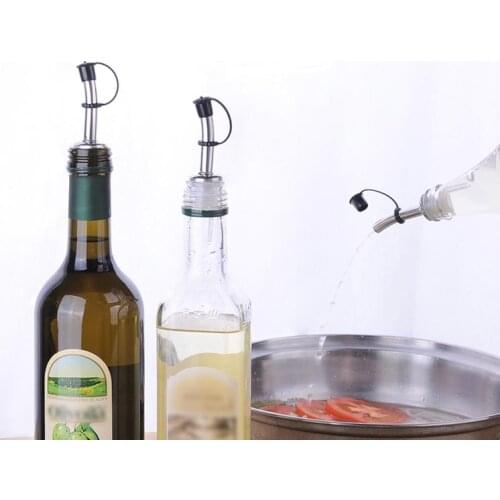 Stainless Steel Liquor Bottle Pour Pourer Cap Wine Spout Dispenser with Covers for Bars KTV Hotel Birthday Party SN1603