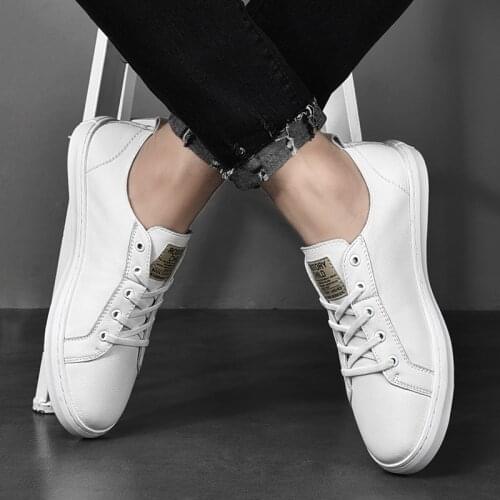 Spring New Fashion Men Luxury Casual Flats Sport Walking Sneakers Lace-Up Sneakers Men Moccasins Light Off White Sneakers