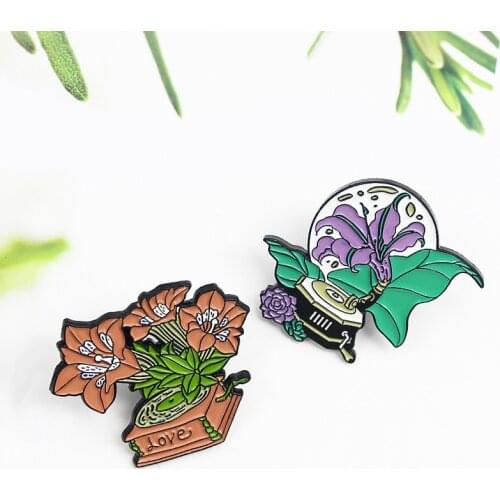 Creative Retro Trumpet Flower Shape Phonograph Alloy Brooch Fashion Trend Personality All-match Clothing With Badge Accessories