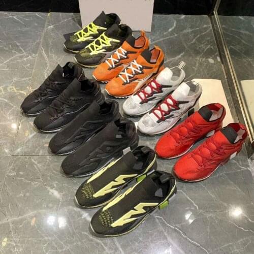 Early spring 2021 new leisure breathable flying mesh sports shoes casual splicing thick sole small white board shoes for women