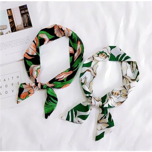 2021 Summer Ladies Scarf Flower Series Sweet Style Small Silk Scarf Tie Bag Ribbon Wrist Towel Fashion Womens Bandanas N5