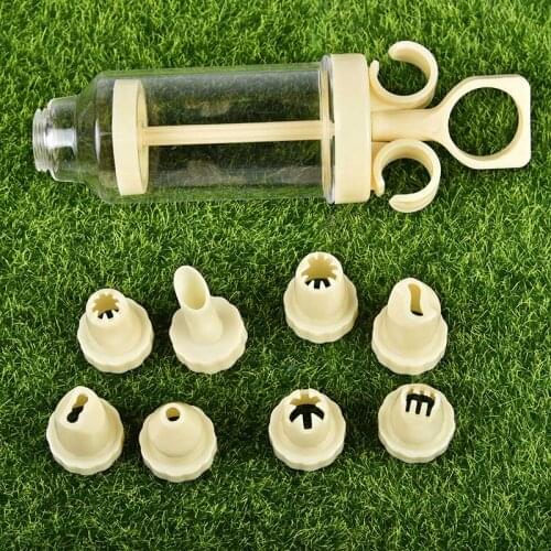 Kitchen Gadgets Cake Decorations Tools Baking Accessories Cream Gun DIY Pastry Syringe Extruder Pastry Nozzles Plastic 1 Set