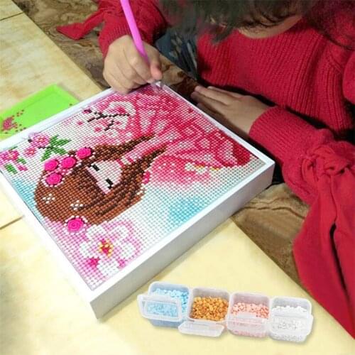 1pcs 28 Grids fashion Transparent Plastic Storage Box for DIY Craft Embroidery Storage Case