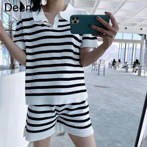 Deenor Women's Travel Shorts