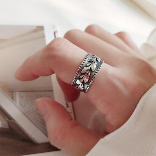 Hot Sale Charm Open Leaf Rings for Women Adjustable Finger Rings Valentines Day Gift Jewelry