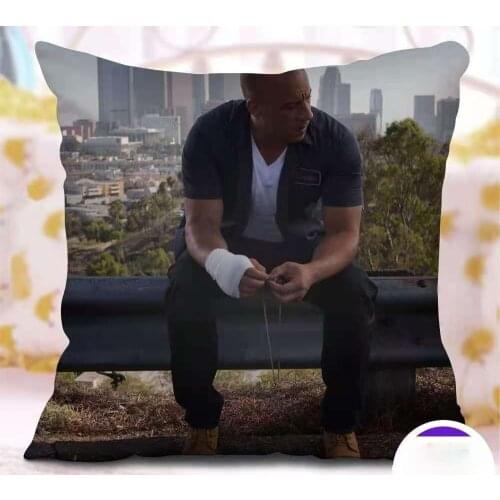 Van Diesel Pillowcase Pretty Scholar Yu Lexuan Same Paragraph Star Photo Poster Cushion Cover Souvenir Home Decor Throw Cover