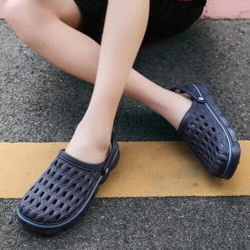 Mens Slippers Womens Summer Slippers Rubber Flip Flops Sandals Men Beach Shoes For Men tennis Clogs Krasaovki New Trainers