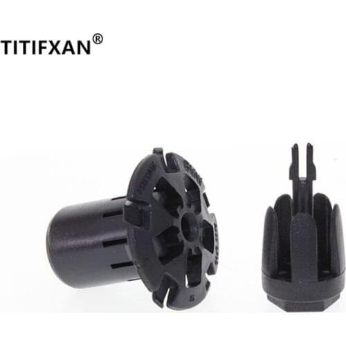 1PCS Car water tank plastic fastener clip for BMW 5 series F187 525 520 5353 320 325 F0252353073